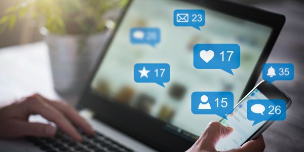Why LinkedIn is Essential Marketing Tool for B2B Businesses